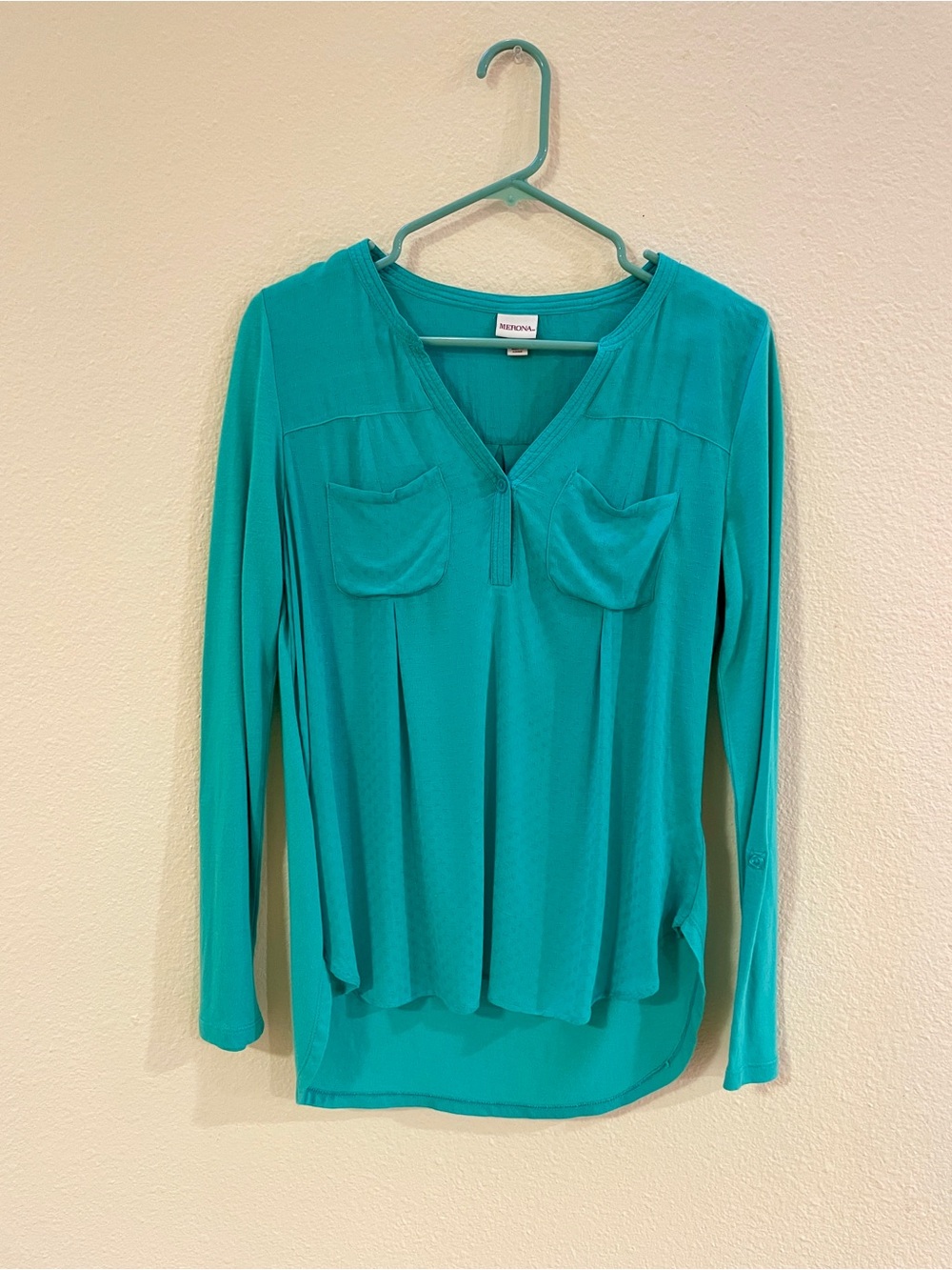 Merona High-Low V-Neck Henley Roll-Tab Sleeve Top